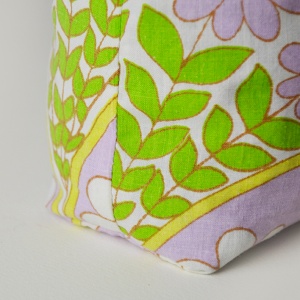 Tutorial: How to Sew Boxed Corners in two different ways! Part of the Learn to Machine Sew series on www.cucicucicoo.com!